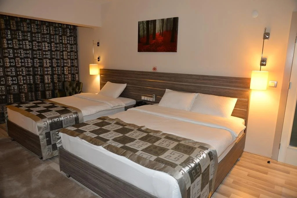 Enar Hotel
