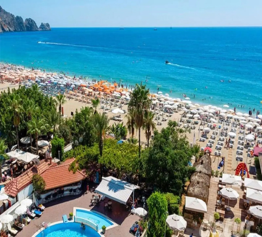 Azak Hotel