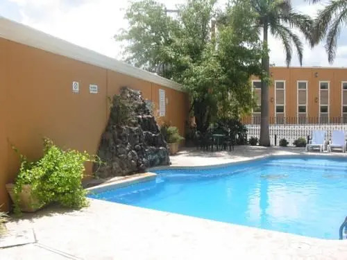 Hotel Brio Inn