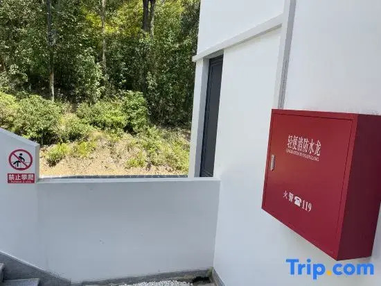 Shuanglu pavilion