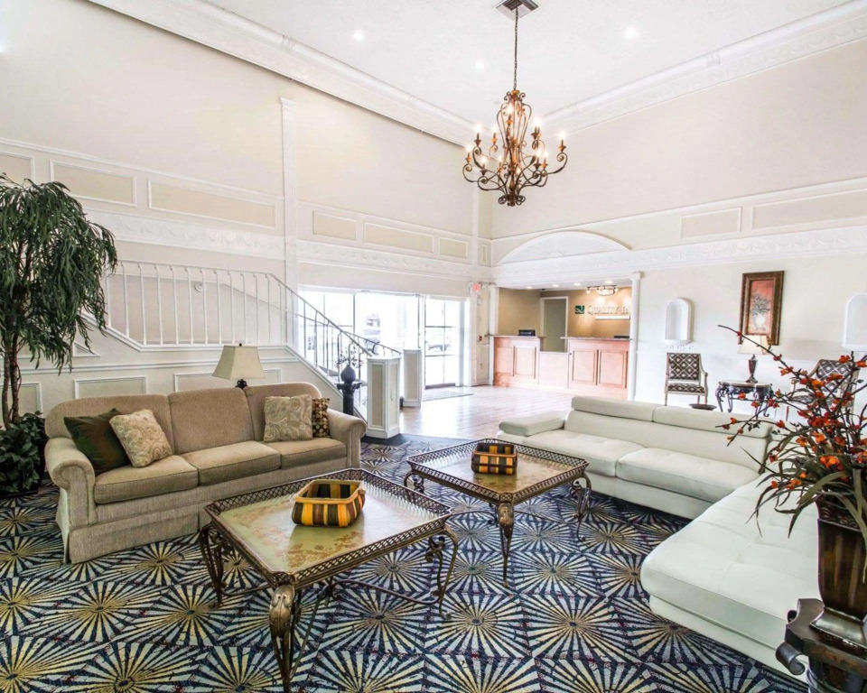 B&B HOTEL Jacksonville Airport - Newly Renovated
