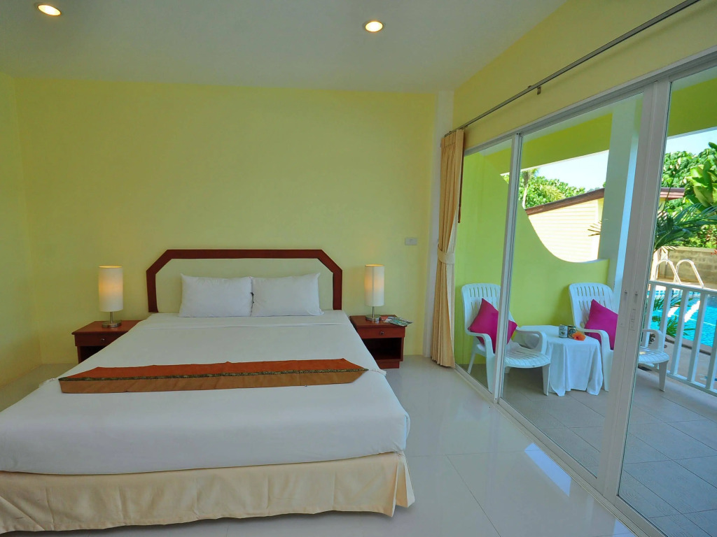 Phuket Airport Sonwa Resort