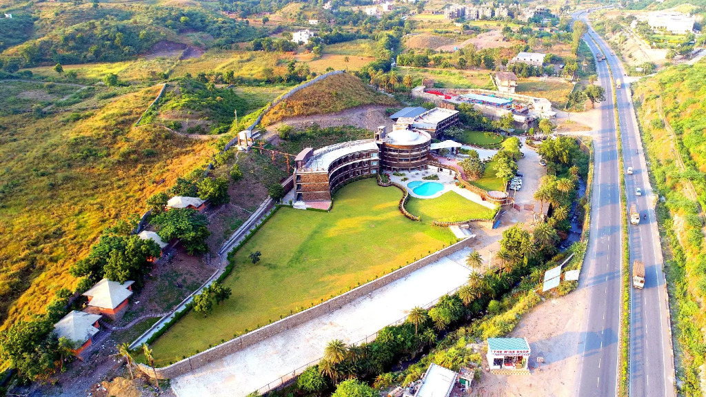Seasons Boutique Hotel near Sajjangarh Biological Park, Udaipur