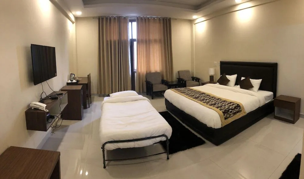 Regal Resort