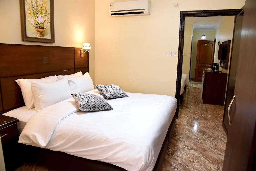 Karam Inn