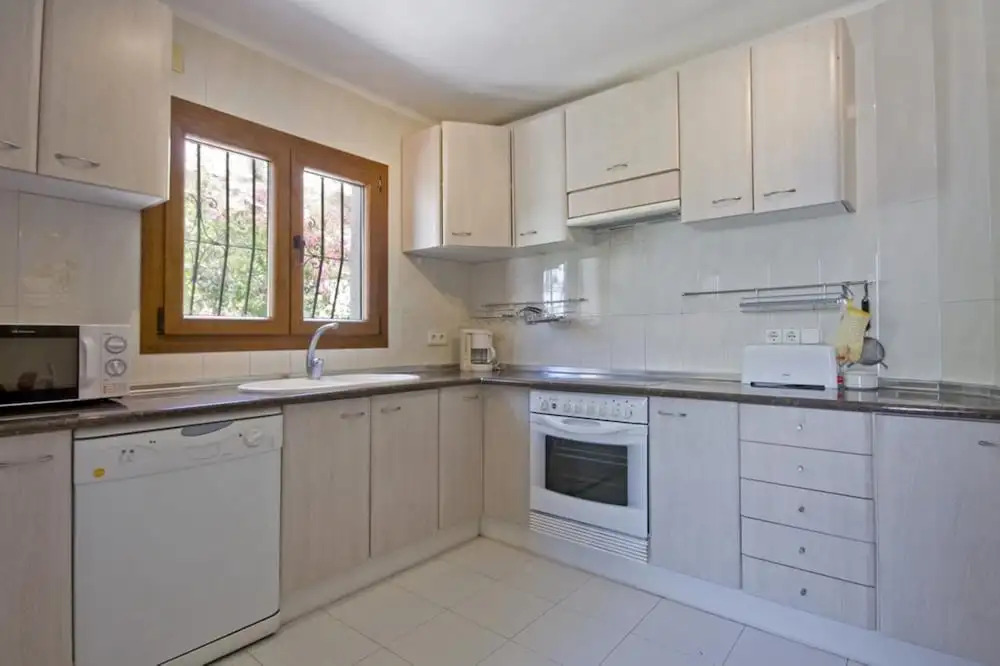 Villa - 3 Bedrooms with Pool and WiFi - 106427