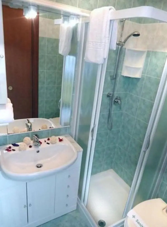Fully Furnished Apartment on the top Floor