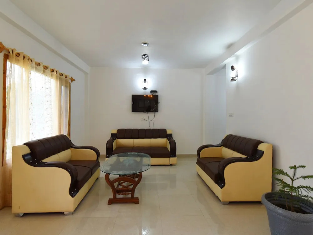 OYO 15188 Hotel Pucknozz