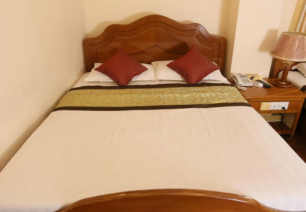 Royal Power Hotel