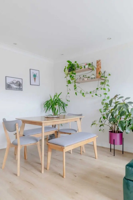 Scandi-style 2BD Maisonette W/garden Brick Lane!