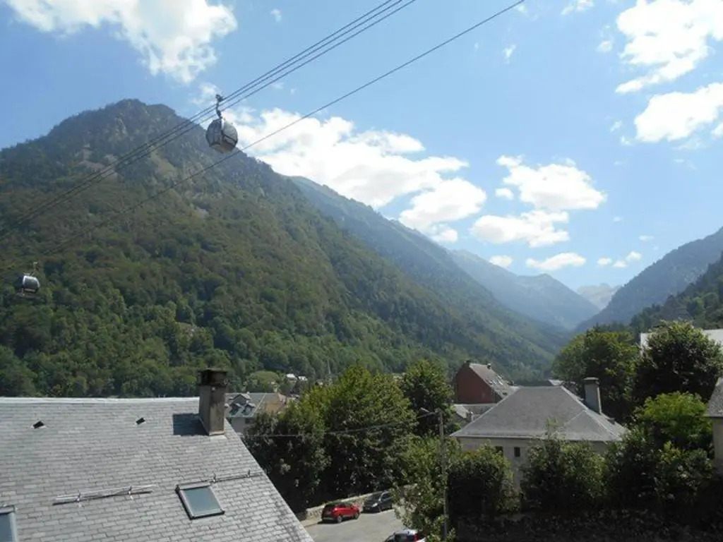 Appartement Cauterets, 2 Pièces, 4 Personnes - Fr-1-401-15