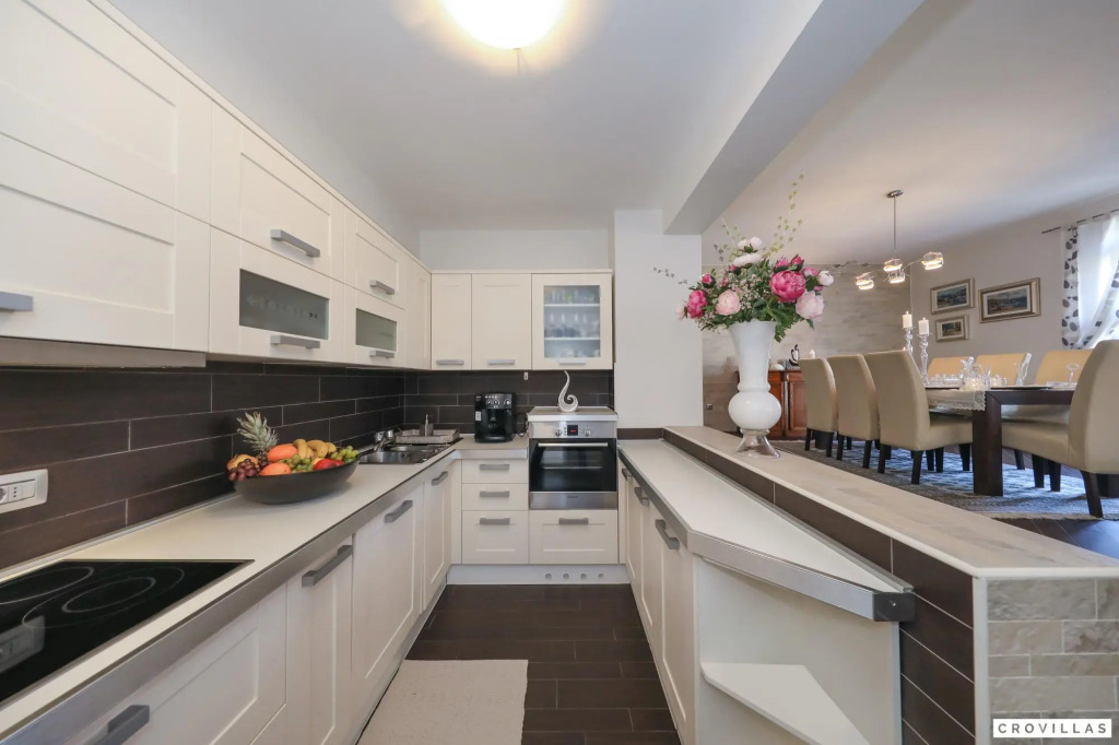 Monty in Pridraga with 3 bedrooms and 1 bathrooms