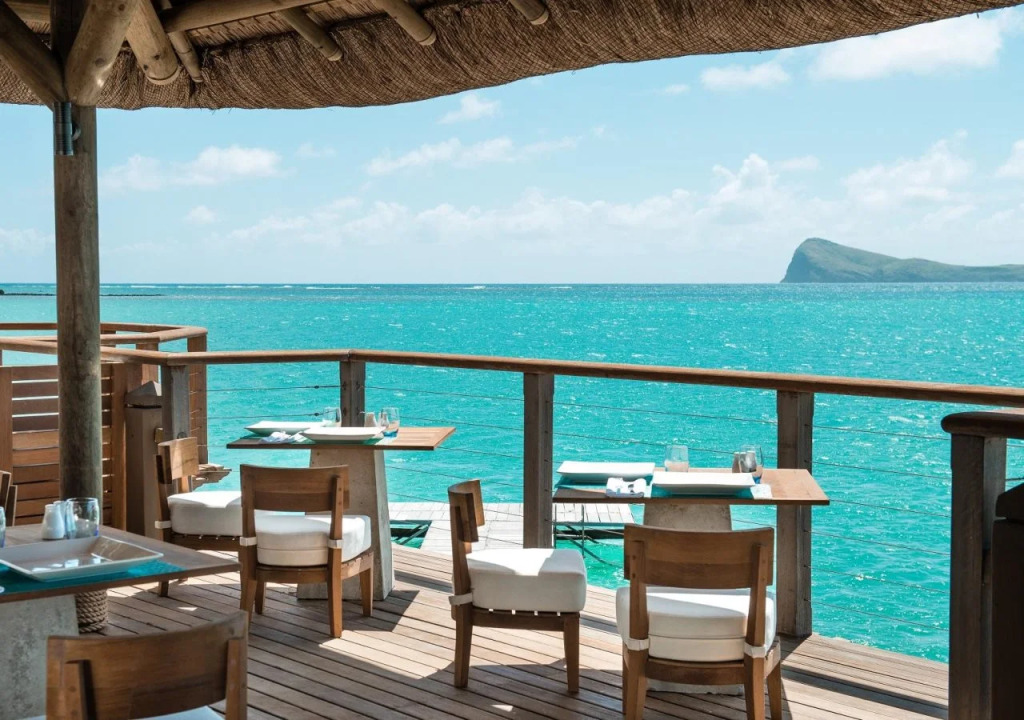 Paradise Cove Boutique Hotel