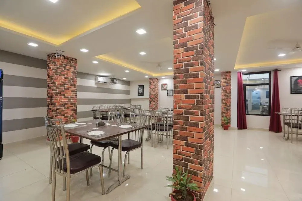 OYO 43440 Hotel Belmorrise