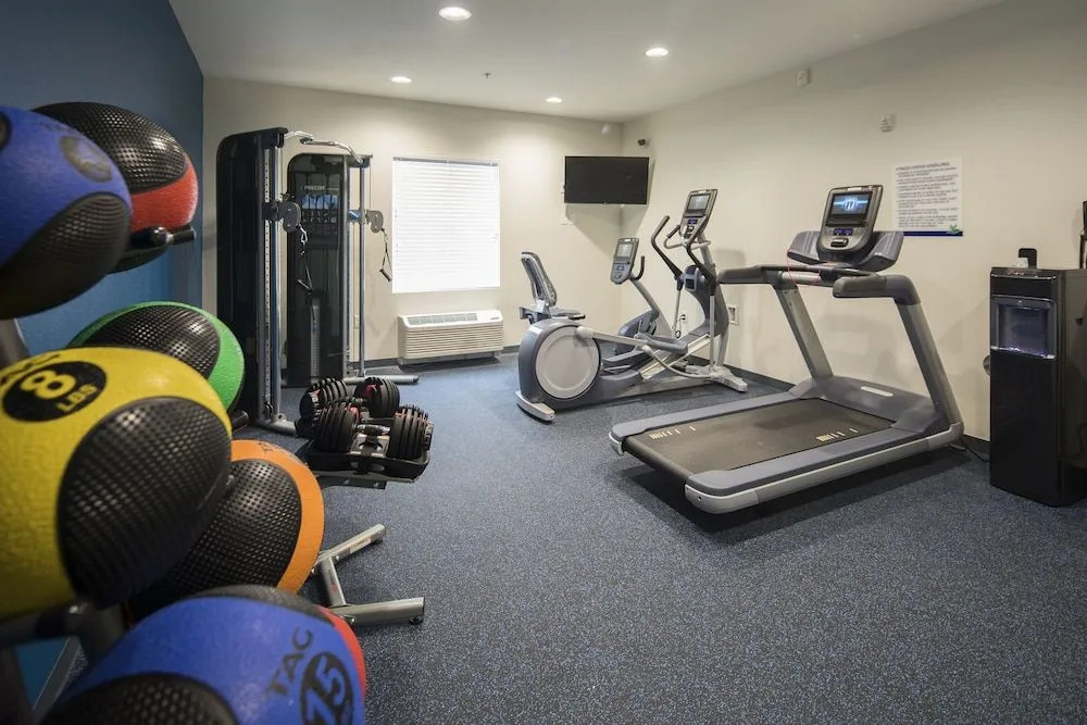 Uptown Suites Extended Stay Miami FL - Homestead