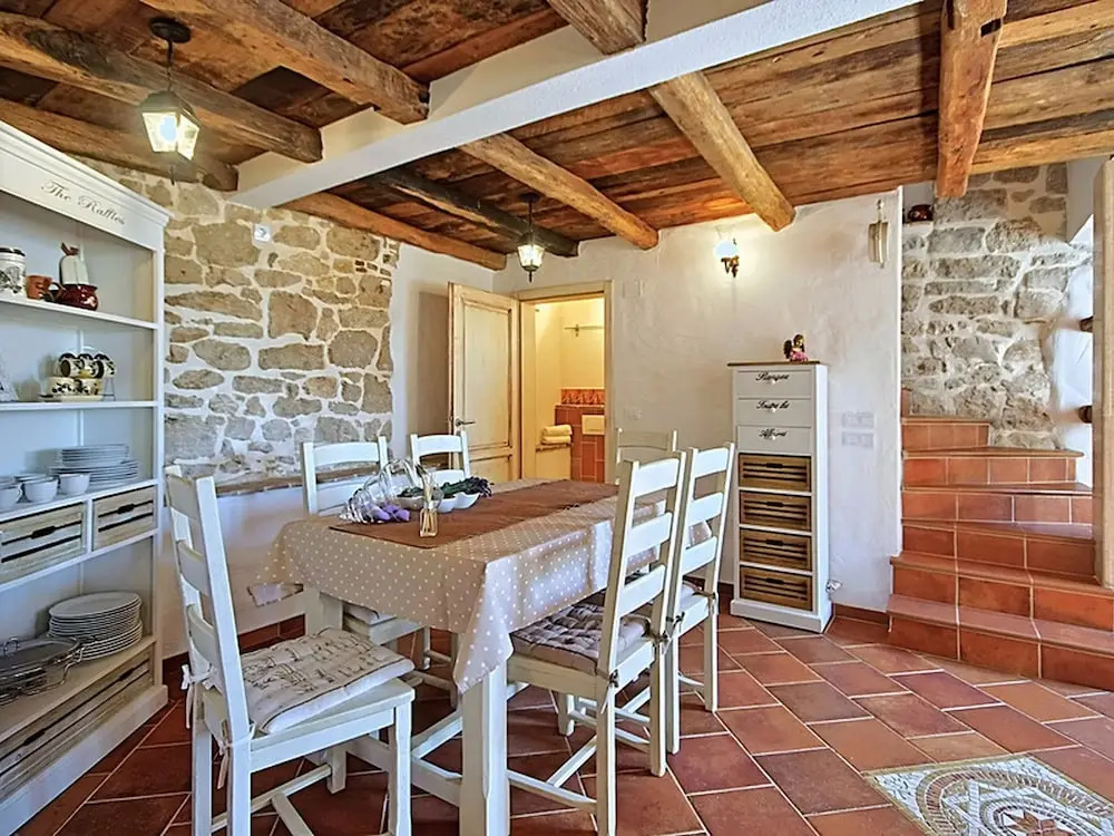 Rustic Villa in Dracevac With Outdoor Pool