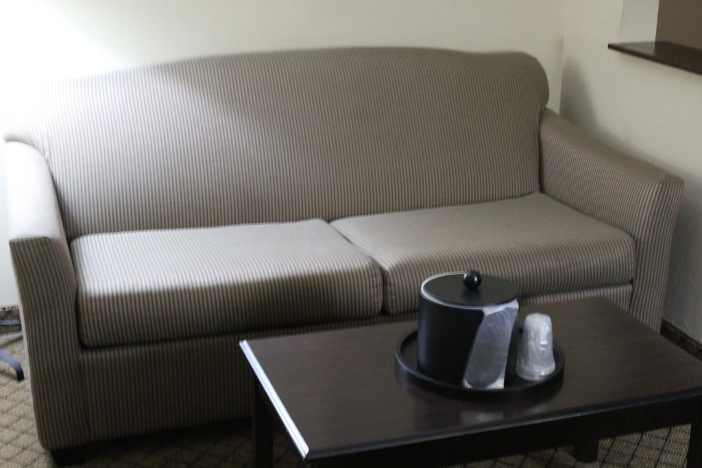 Holiday Inn Express Hotel & Suites Sedalia by IHG