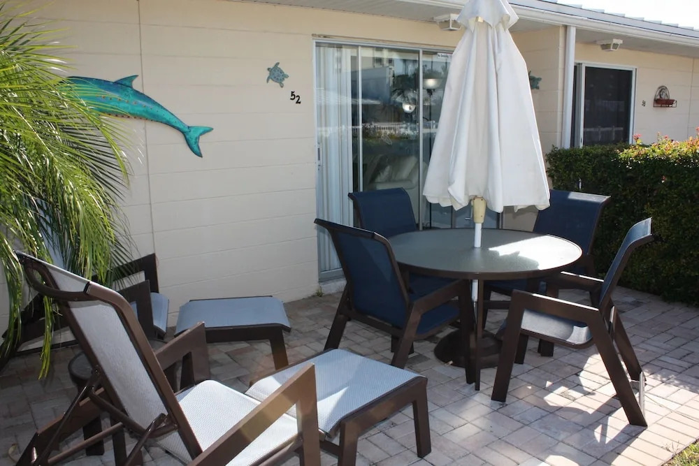 Jamaica Royale 052 Great Updates And Close To The Pool! 1 Bedroom Villa