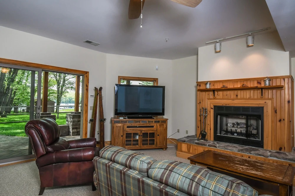 Paradise at Deep Creek 7 Bedroom House