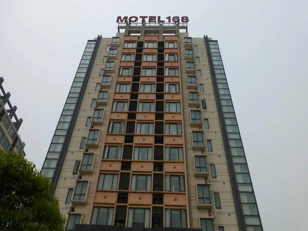 Motel 168 North Song Wei Road Inn