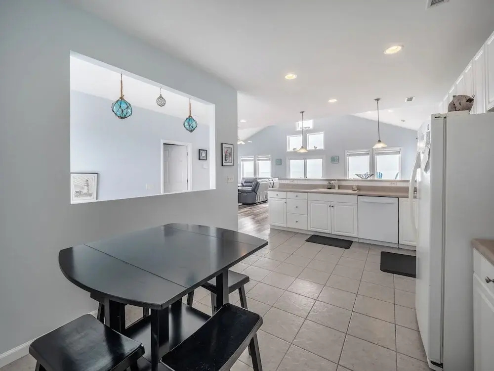 Bel Sole (Beautiful Sun) by Topsail Realty