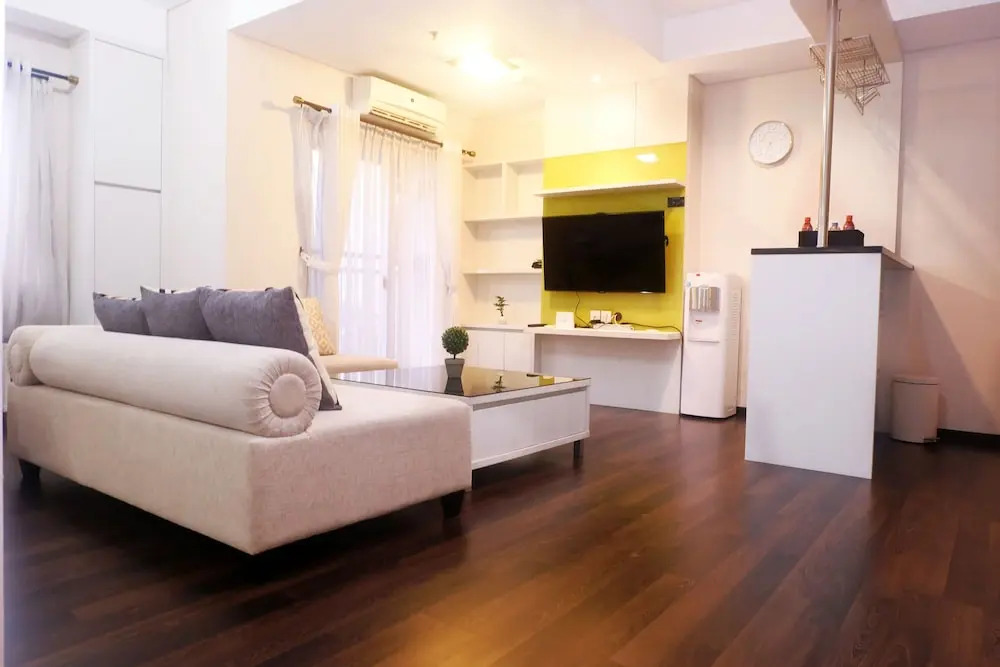 Big Studio at Cosmo Terrace Apartment Thamrin City By Travelio