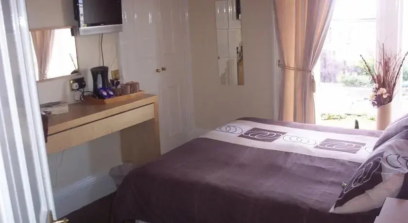 Seahaven Hotel