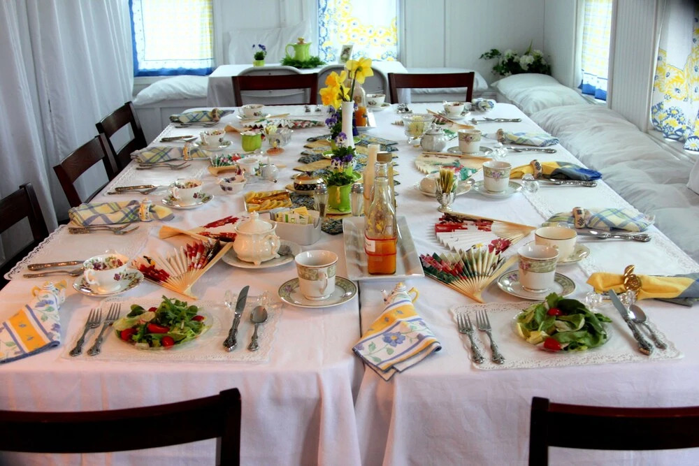 Victorian Country Inn B&B LLC