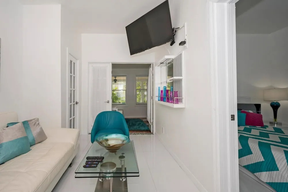 Estero Estate #1 - Two Bedroom Apartment