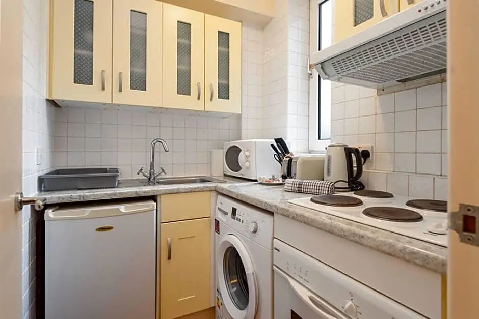 Apartment 4 by CAPITAL
