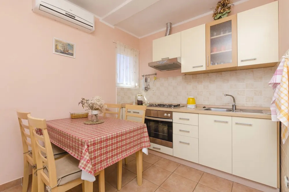 Apartments Vili
