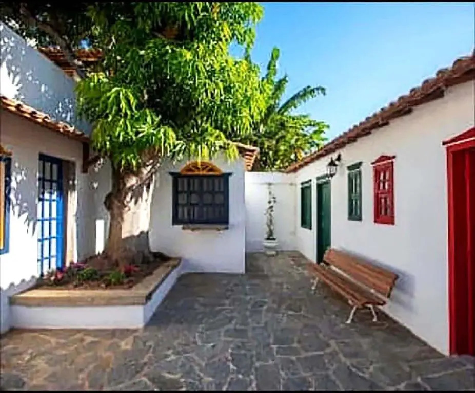 Suite em pousada no ES com lazer completo e WiFi