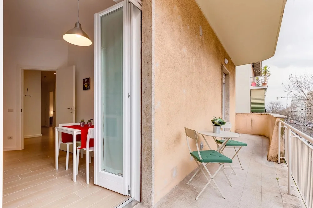 Lovely  3 rooms apartment close Trastevere Station
