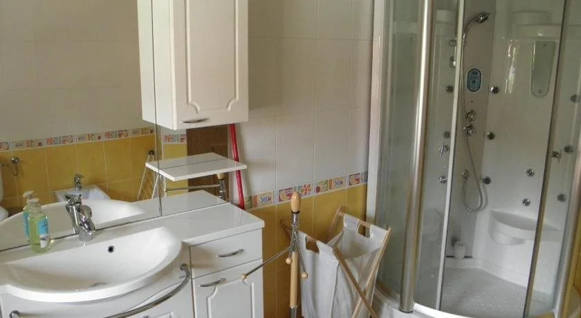 Apartments Tubej
