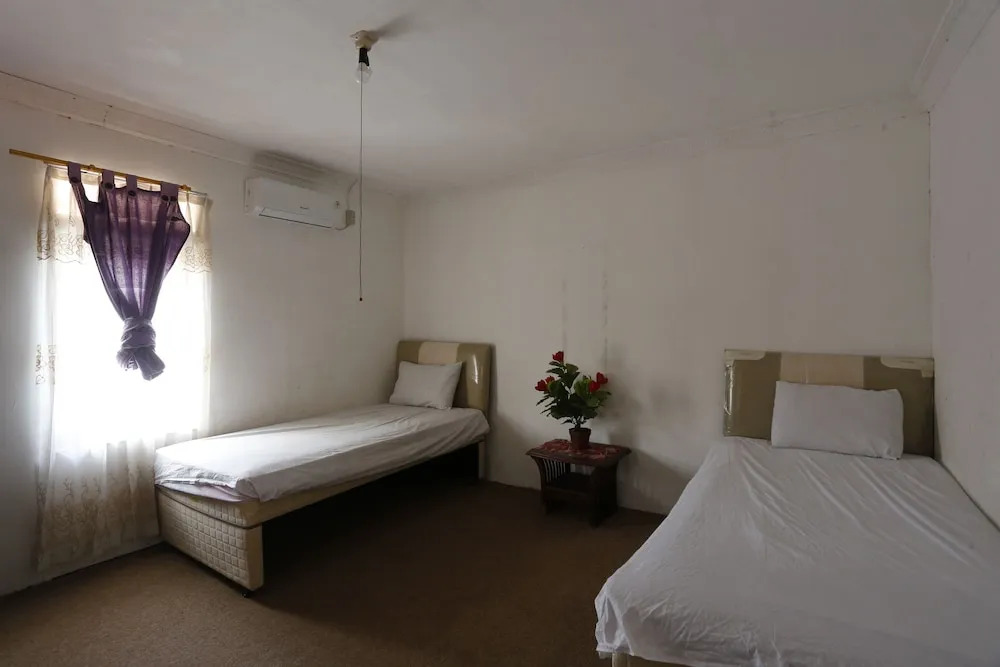 Hotel O Penginapan Mangkoe Barokah