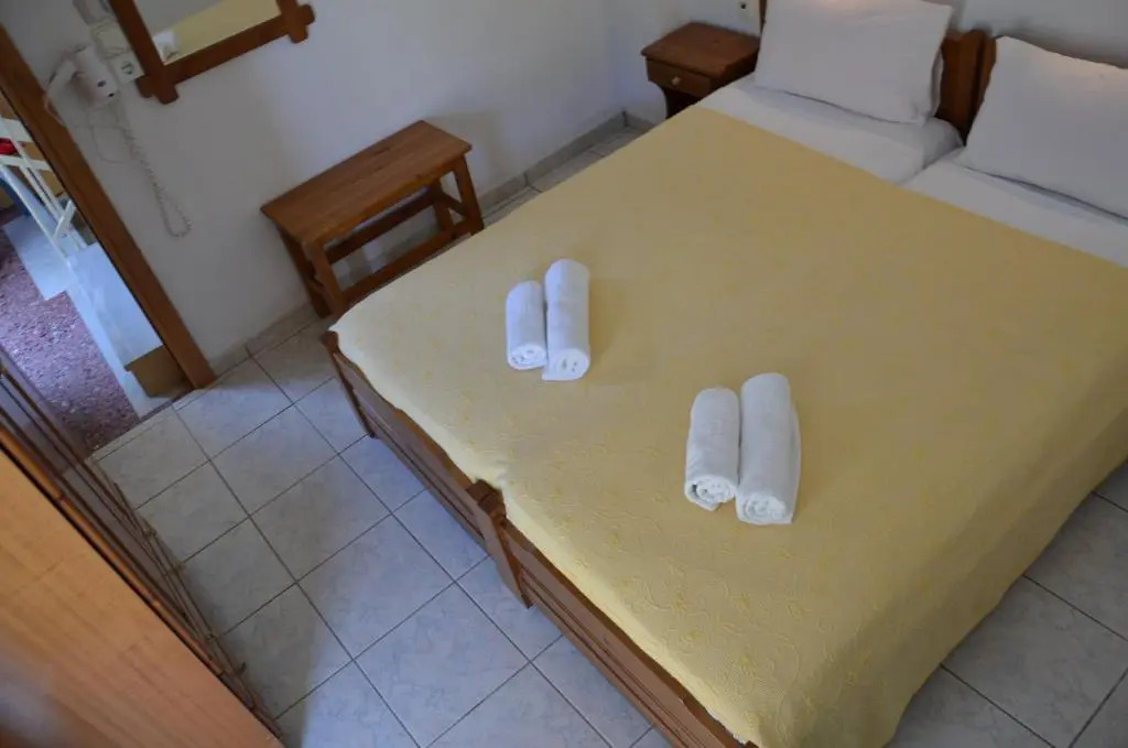 Chrisi Akti Hotel