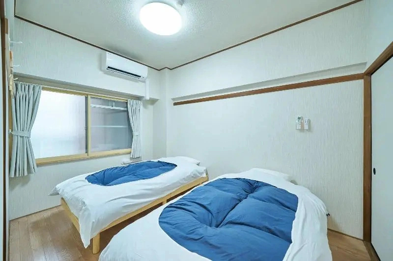 The Hotel 302