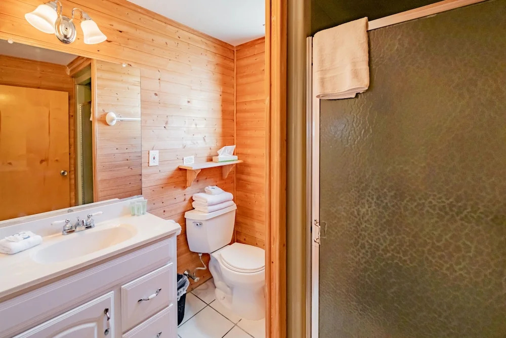 AA Heart of Wildwood Motels