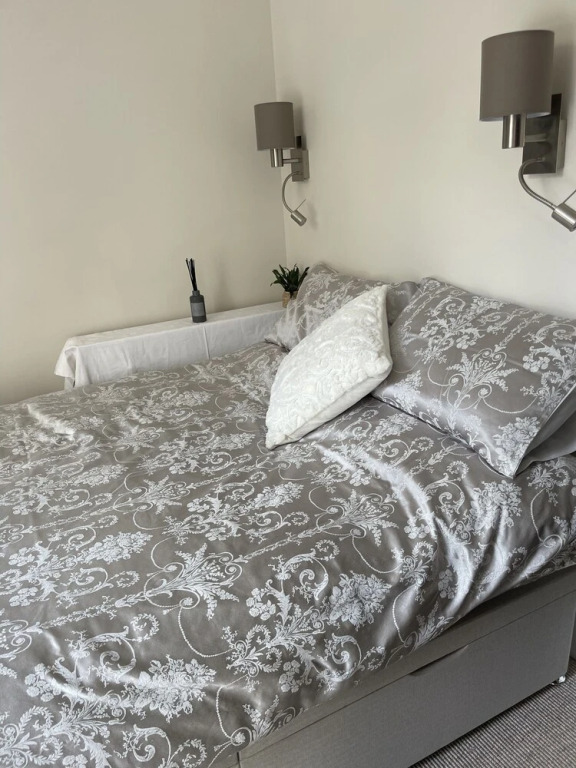 Stylish London 1 Bed Apartment, Central & Calm