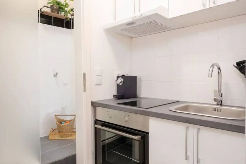 Designer Apartment - 5 min to Center