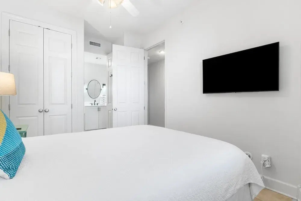 Grand Pointe 401