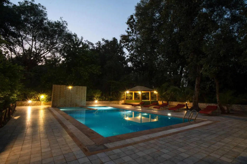 Treebo Premium Mowglis Den, Pench Tiger Reserve, Turia