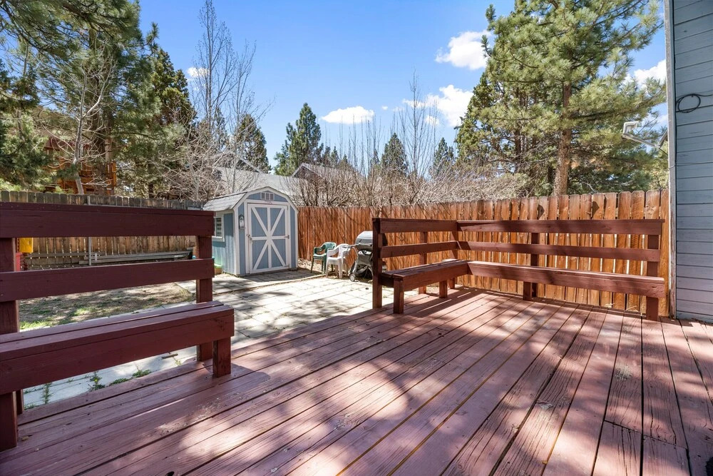 The Grizzly Grotto - Gorgeous Gambrel With Gaming Consoles And Fast Wifi! 3 Bedroom Cabin