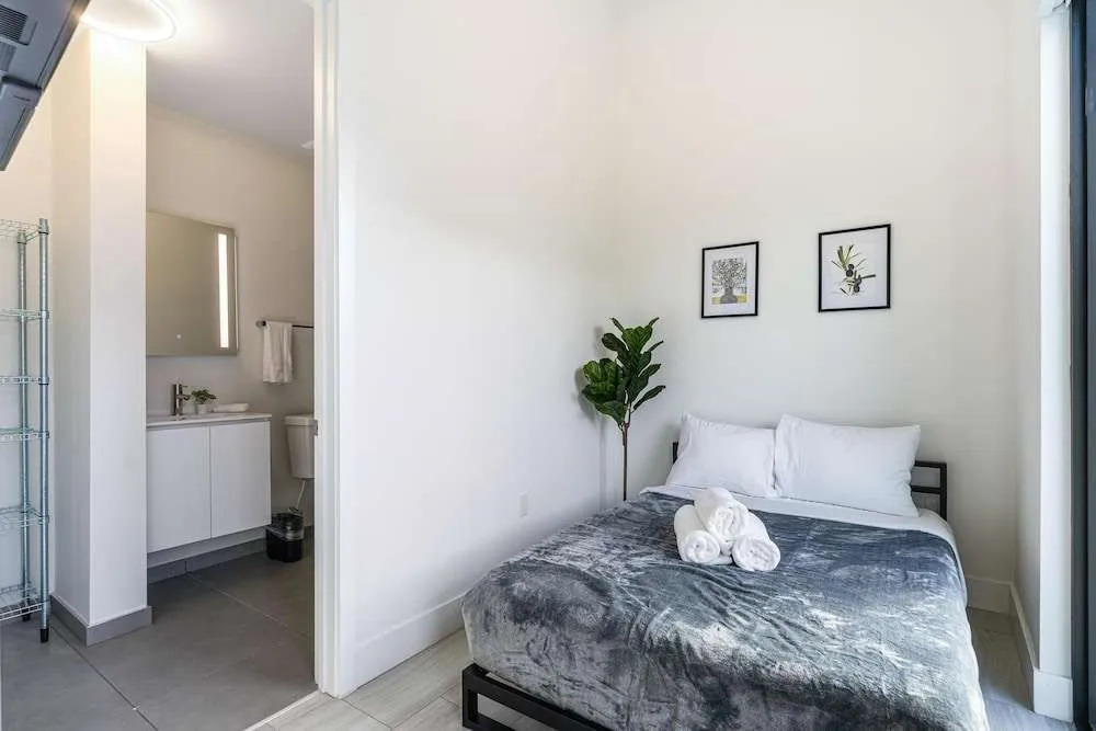 Olive Apartments