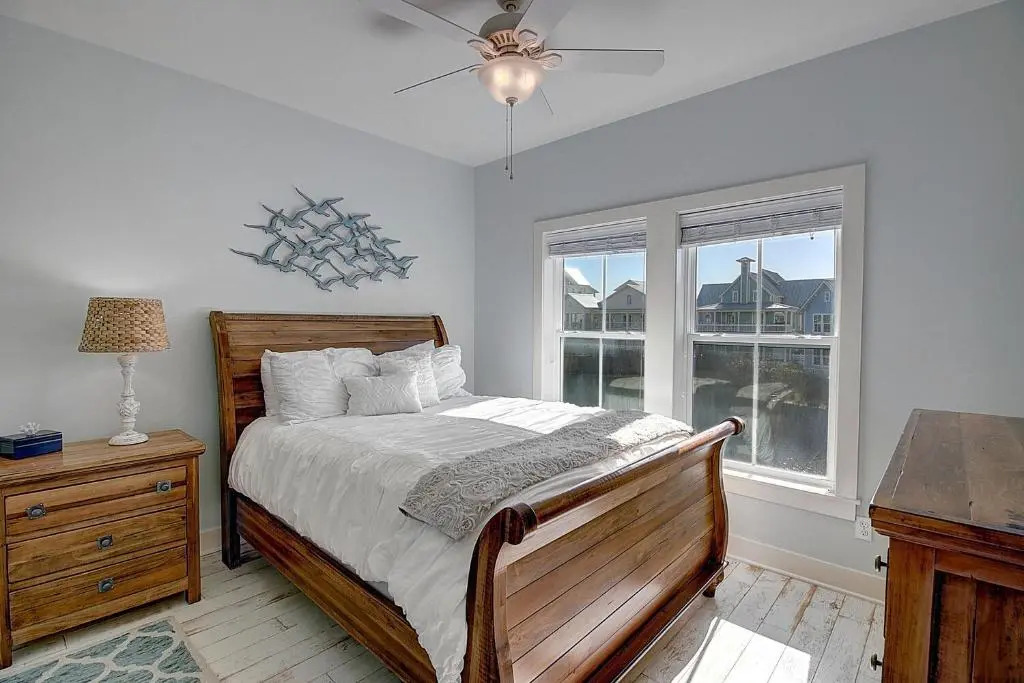 Coastal Hideaway 230 BE