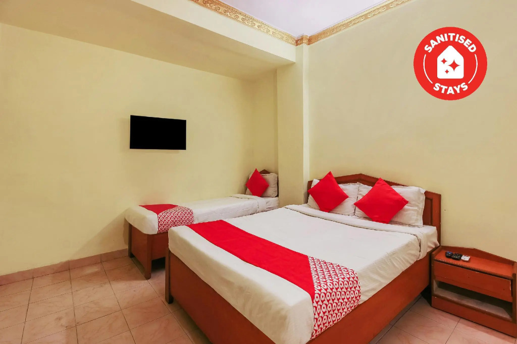 OYO 22250 Prince Residency