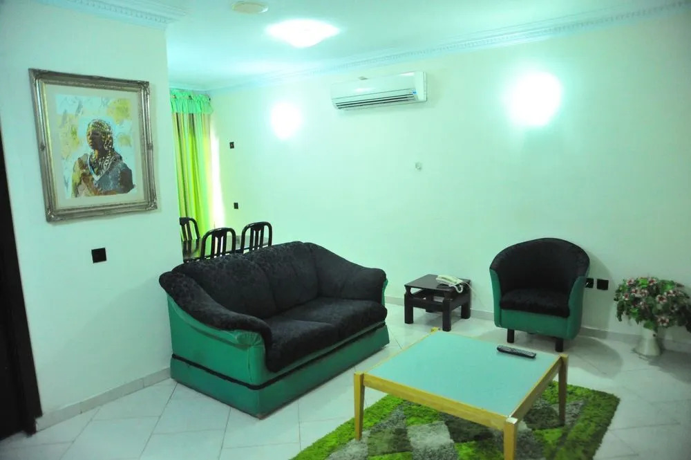 Peemos Place Warri