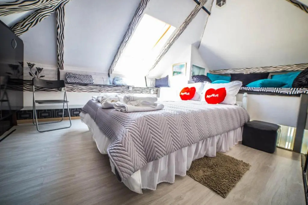 COMFORTABLE APARTMENT in the old TBILISI