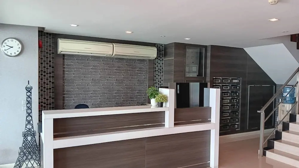 J Residence Thonglor 8