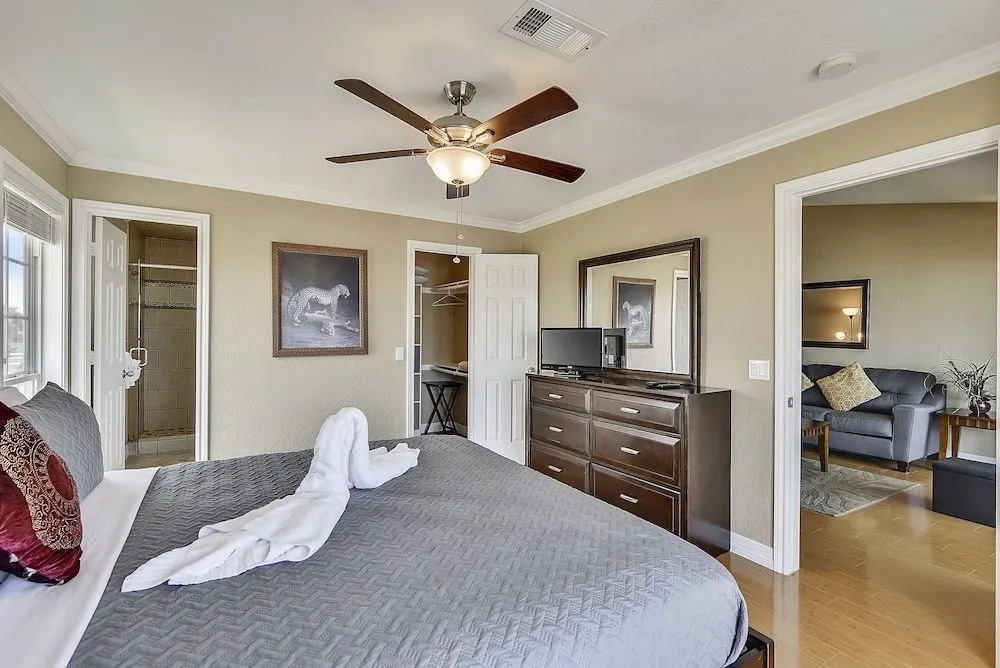 Dawn 1038-sailor's Repose 2 Bedrooms 2 Bathrooms Condo